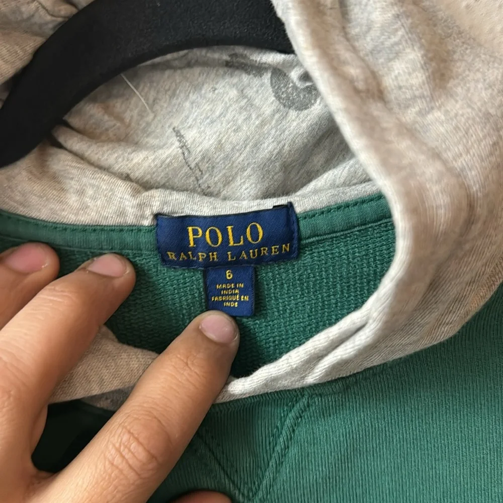 Ralph Lauren sweater sz 6